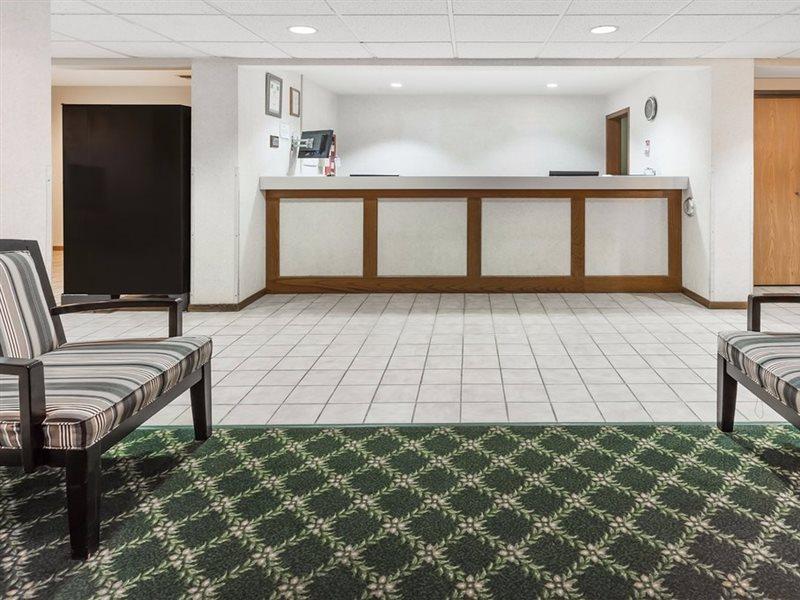 Americinn By Wyndham Columbus Wisconsin Экстерьер фото