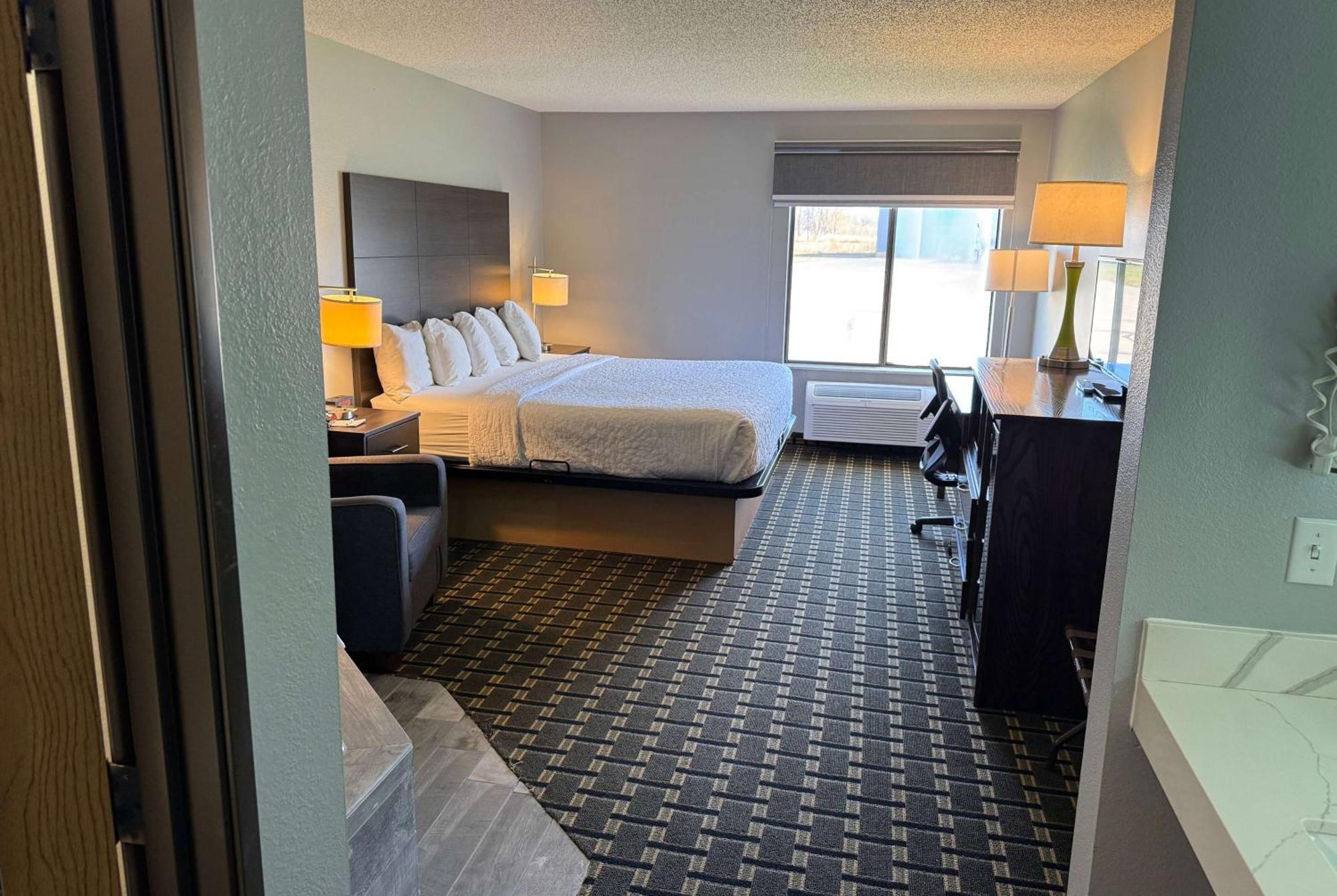 Americinn By Wyndham Columbus Wisconsin Экстерьер фото