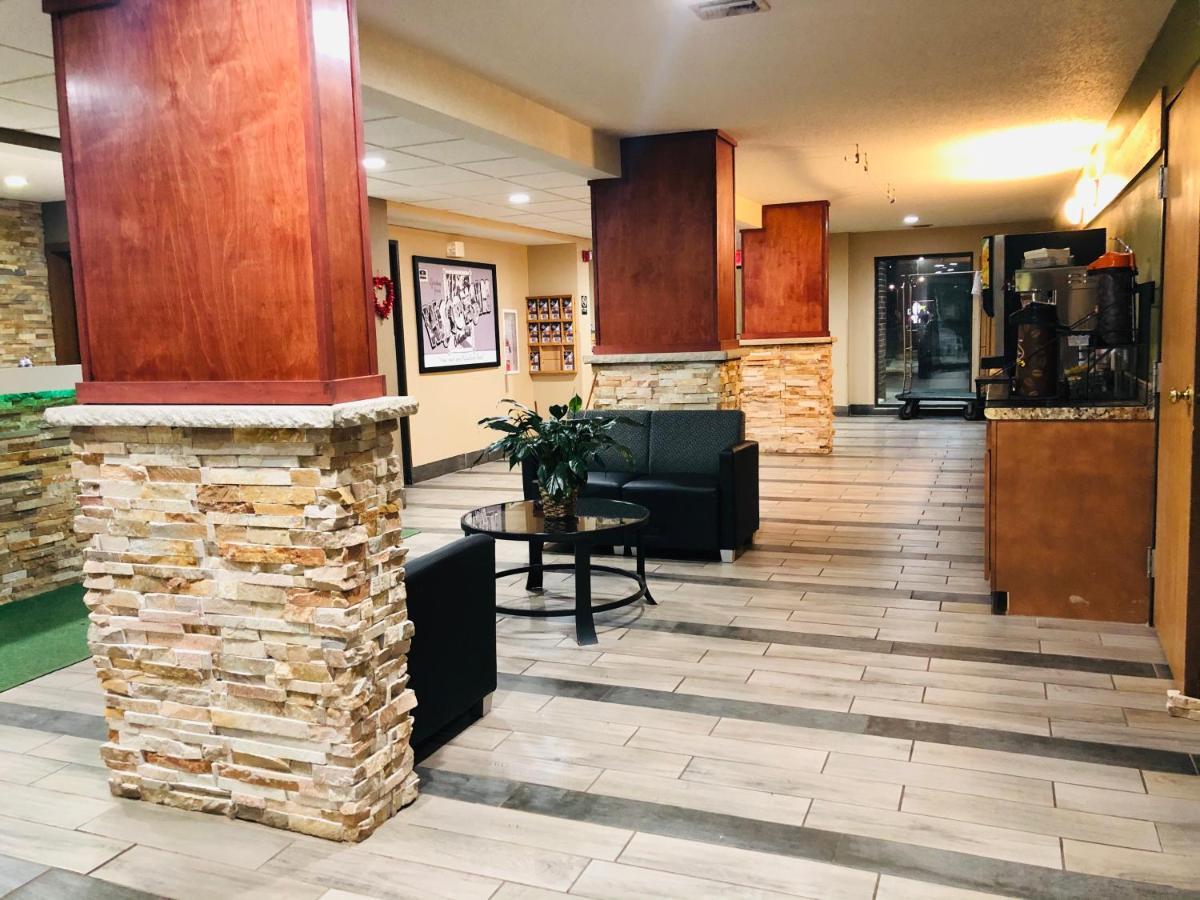 Americinn By Wyndham Columbus Wisconsin Экстерьер фото