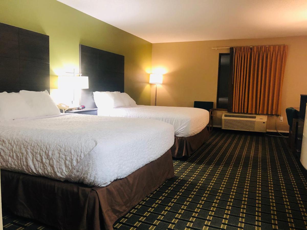 Americinn By Wyndham Columbus Wisconsin Экстерьер фото