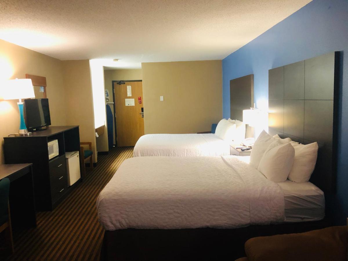Americinn By Wyndham Columbus Wisconsin Экстерьер фото